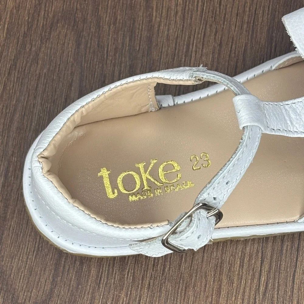 toke adorable clean